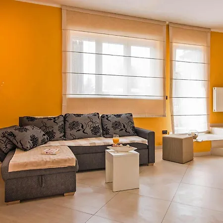 Leonico In Holiday home *